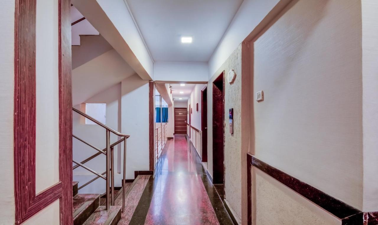 Treebo Iris Suites Pune Exterior photo